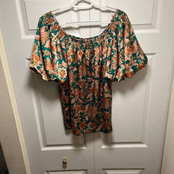 JODIFL Floral Off-Shoulder Blouse in Green and Orange - Picture 3 of 7